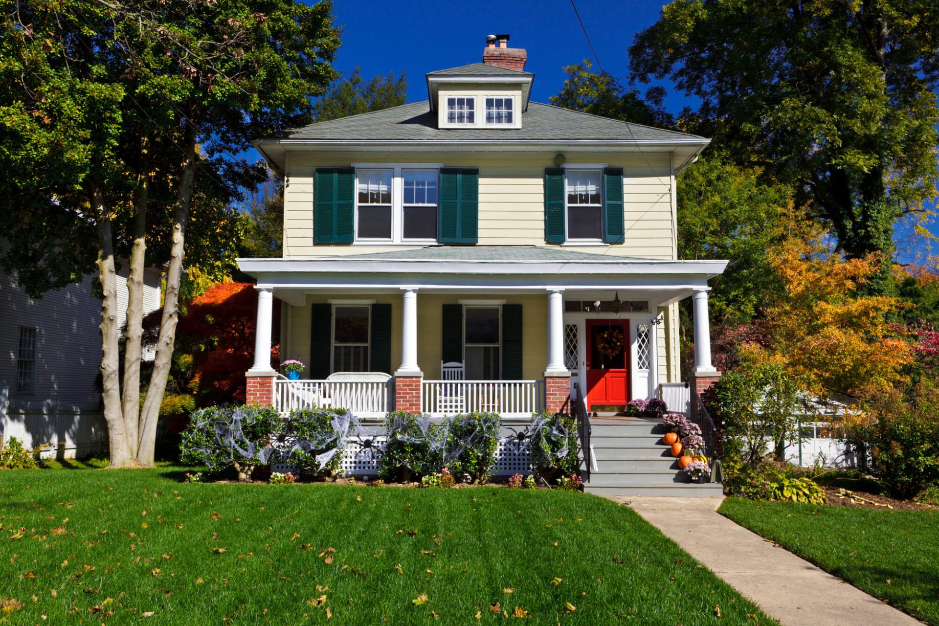 fall curb appeal